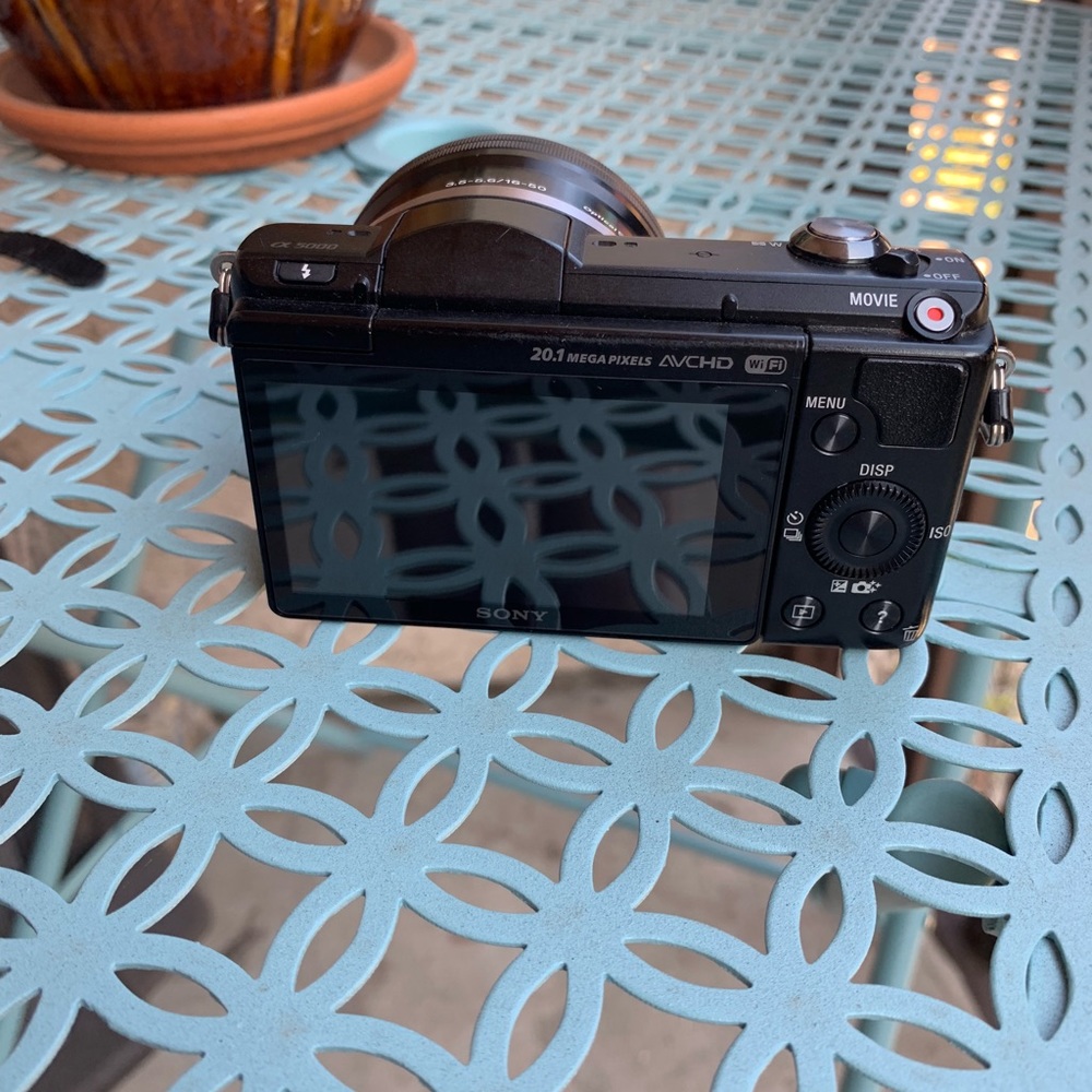 Sony a5000